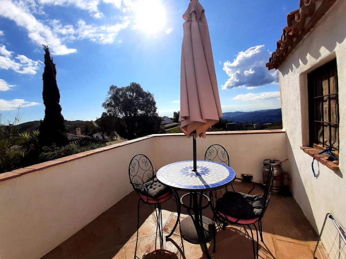 Attico Los Montes With Private Pool Viñuela エクステリア 写真